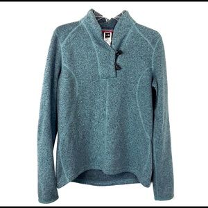 THE NORTH FACE Womens Toggle Pullover Sweater in Medium